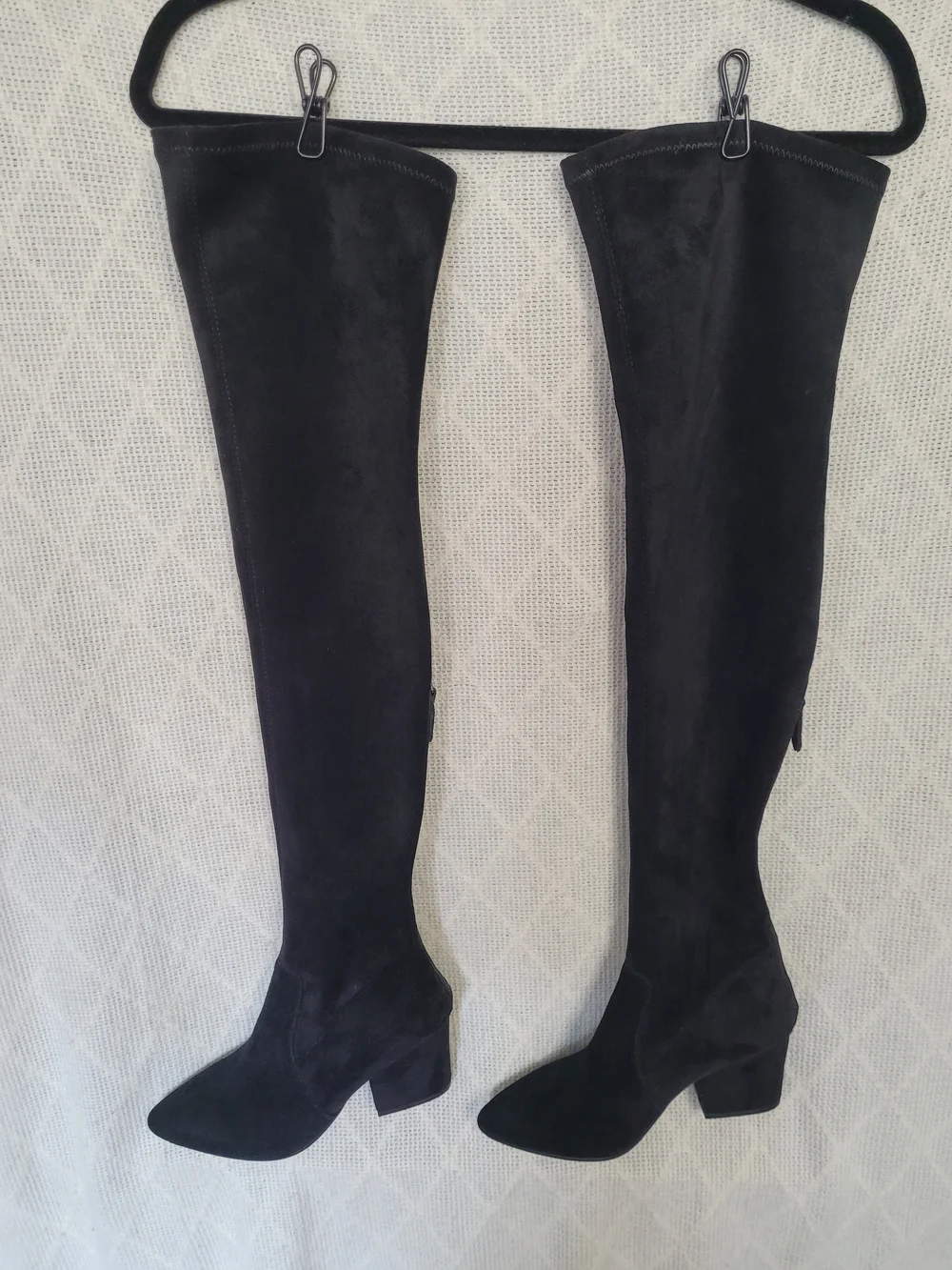 Vero Cuoio Chic Black Suede Over-the-Knee Boots – (Size 240 / US 7–7.5